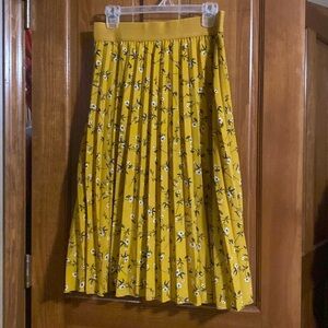 Yellow pleated midi skirt | S
